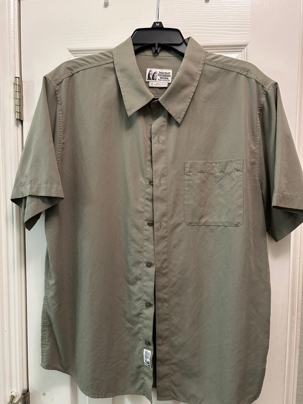 Marmot Men's Short-Sleeve Button-Down Shirt in Olive